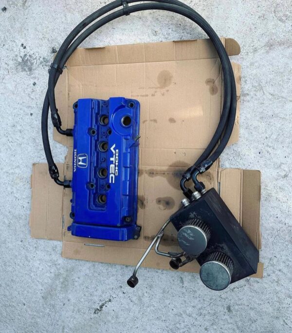 B16 & 18 engine cover with bungs and hoses and catch cab tank - Image 2