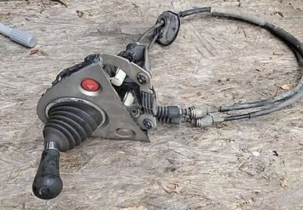 2002 HONDA CIVIC SI EP3 K20A3 OEM 5 SPEED SHIFTER BOX N CABLES